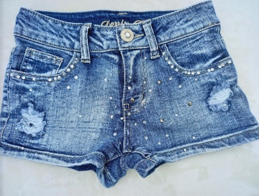  Girls denim shorts age 8-9 with diamantes very cute  Lovely denim shorts for girls perfect for summer with cute little diamantes